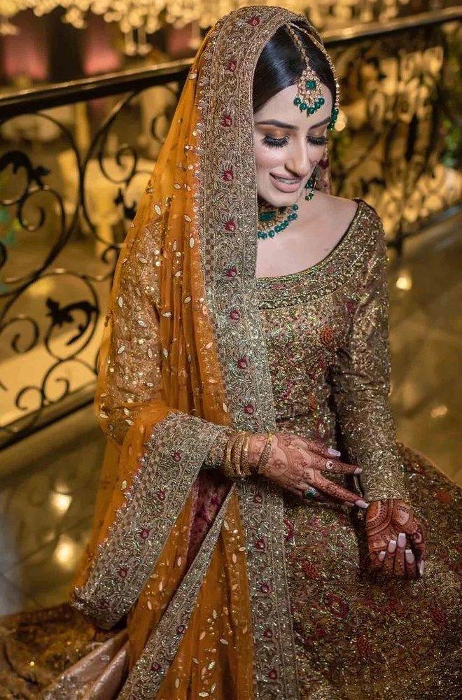 SARAH BRIDAL - raniazarastudio