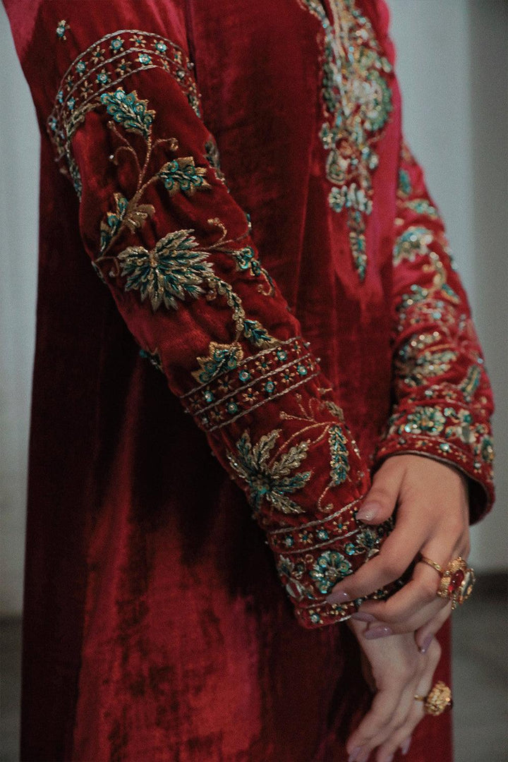 Julie raniazarastudio